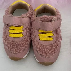 Toddler shoes